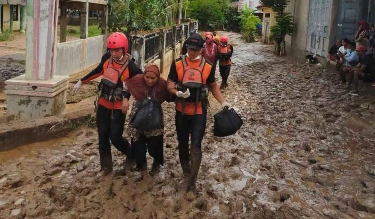 Warga Aceh Soal Banjir, Seumur-Umur Belum Pernah Kayak Gini
