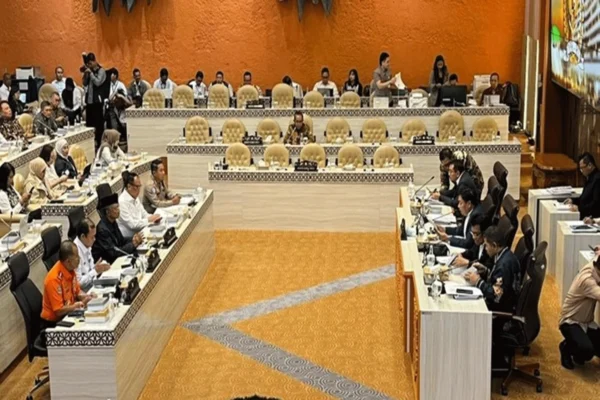 Menhub Tinjau Lokasi Longsor Sumut, Komisi V Tunda Rapat Nataru