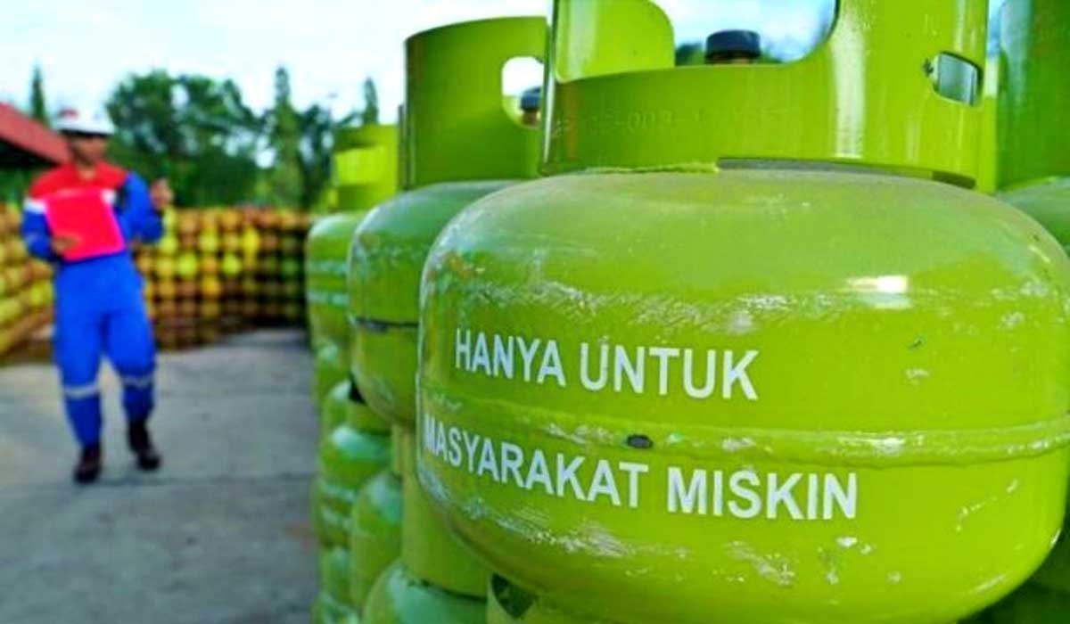 Antrean Elpiji Hingga Malam di Pidie Aceh, Pemerintah Dinilai Gagal Tangani Krisis Pasca Banjir