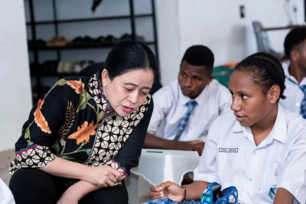 Puan Maharani, Ajak Anak Papua Pedalaman Menembus Pendidikan Tinggi