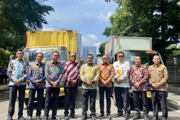 Kemenimipas Kirim Bantuan Beras dan Kebutuhan Pokok Untuk Korban Banjir