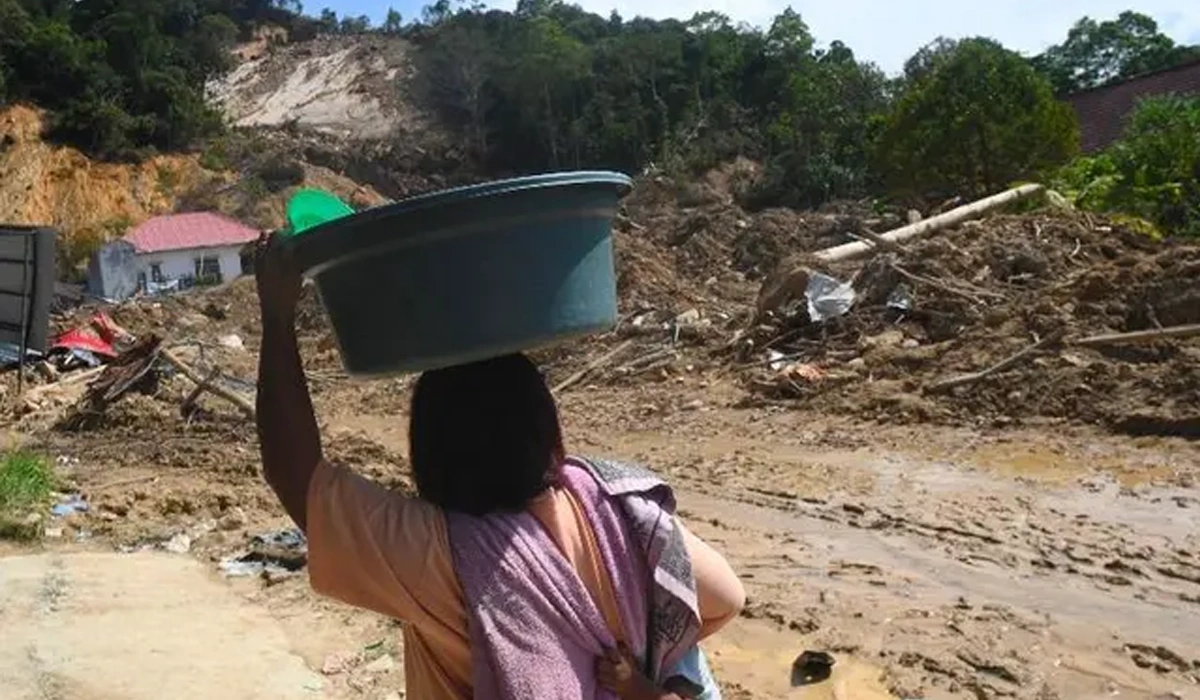 Ketidakpastian Menunggu Bantuan, Warga Aceh Menjerit “Kirim Kami Kain Kafan Saja”