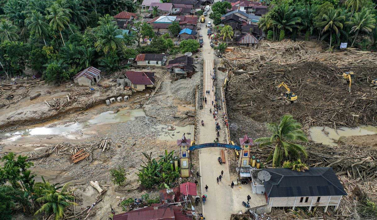 Tragis! Banjir Sumatera Bawa Jenazah Kuburan